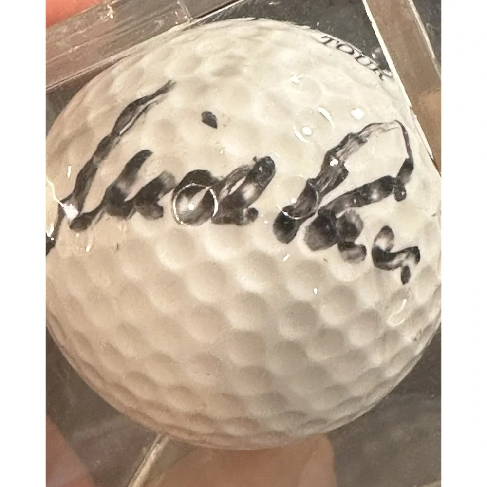 Nick Price‎ Top Flight Tour Autograph Golf Ball In Case (no Paper Work)